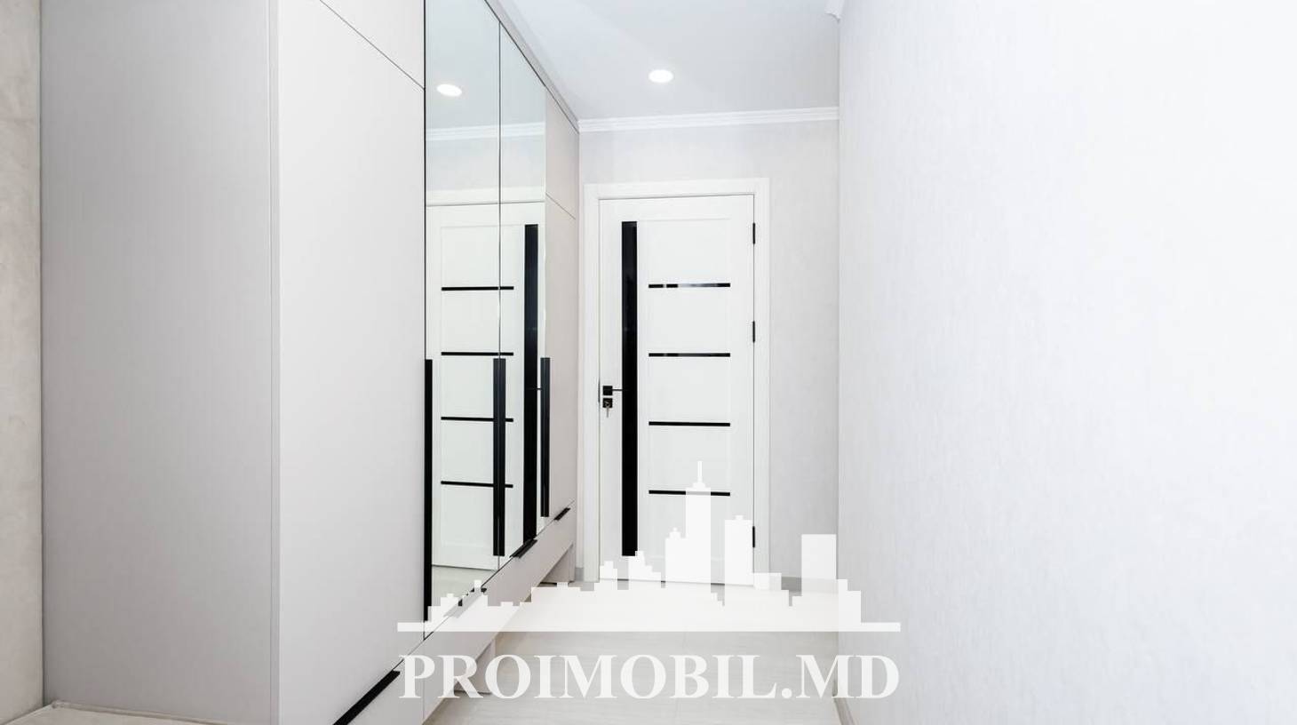 https://images.proimobil.md/Hxw0QqphFklFK58CYdbkj_Yc3z373uBv8jqIluw_5S8/watermark:0.75:so:0:30:0.39/resize:fill:1460:816:1/gravity:ce/bG9jYWw6Ly8vZXN0YXRlL2xyLzQxMzU3YjQ0LTQyNjYtNDU5MS05ZDQ2LWIwN2Y1NWI5Y2VmZi5qcGVn