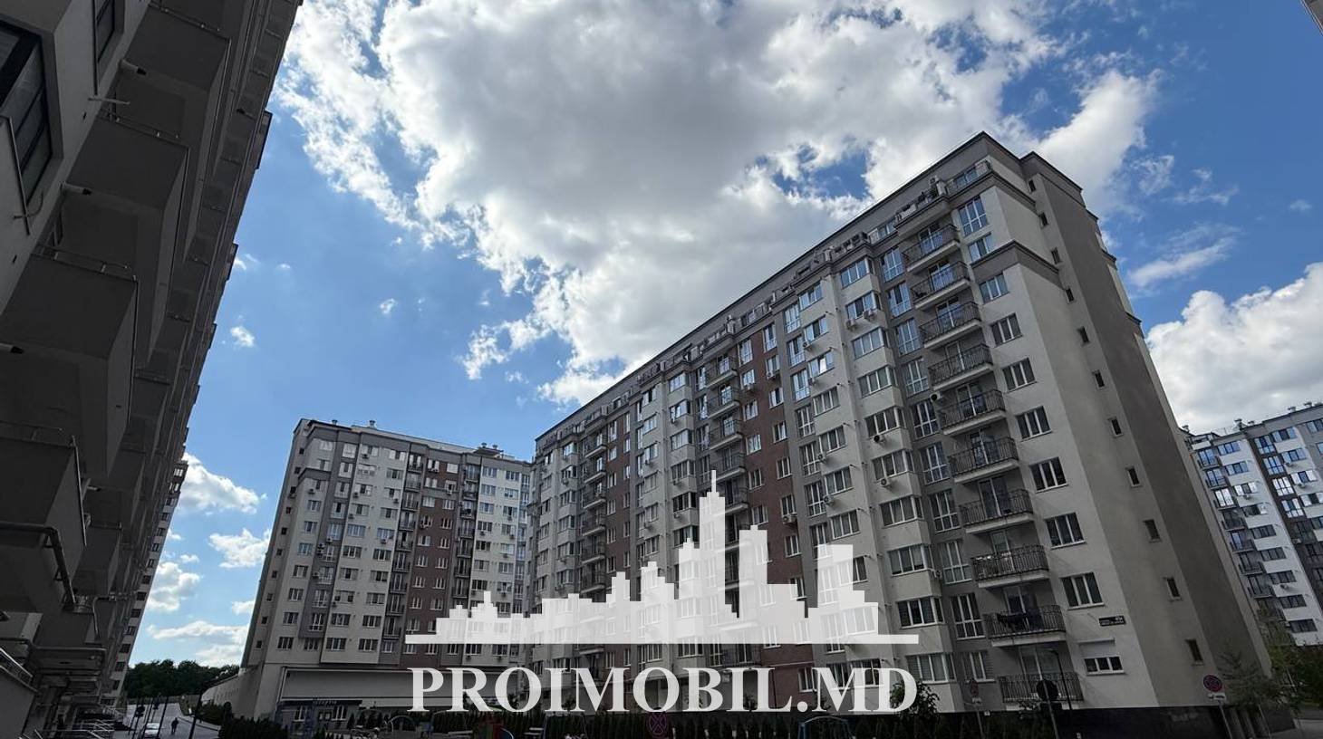 https://images.proimobil.md/HyWGdZukng0qcfXvU3PXBIkyU390nG8Bi3TIg6B2tJg/watermark:0.75:so:0:30:0.39/resize:fill:1460:816:1/gravity:ce/bG9jYWw6Ly8vZXN0YXRlL2xyLzFiZjI4OGExLTNkMTQtNDg4Ny1iODk5LTc1OWMxNDUwYmQzNy5qcGVn