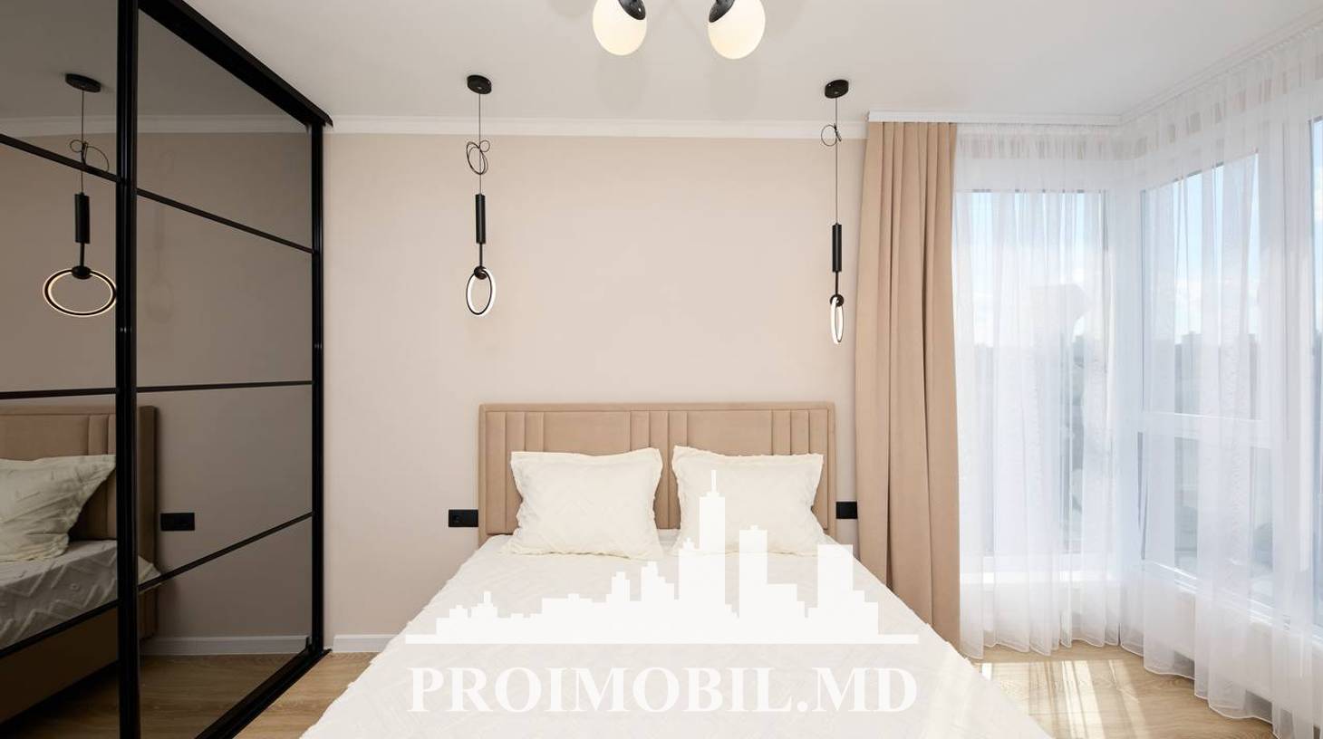 https://images.proimobil.md/I-beOzTzSnzgAH3qAAK6Dzjy4U-CFAFF6F6r5uF6lTE/watermark:0.75:so:0:30:0.39/resize:fill:1460:816:1/gravity:ce/bG9jYWw6Ly8vZXN0YXRlL2xyL2Q4Yzg2ZDUxLTI1MzMtNDdmMC1hYjYzLWY3MGM1MmI4ODJhYS5qcGVn