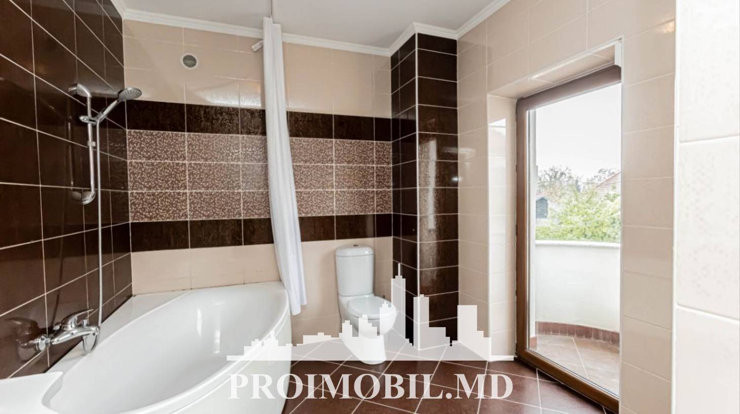 https://images.proimobil.md/I2FOvpL-4nW7TP0jYIY-cAZMX8niz75lYQaJz5r33tA/watermark:0.75:so:0:30:0.39/resize:fill:1460:816:1/gravity:ce/bG9jYWw6Ly8vZXN0YXRlL2xyLzU1OTkyMjM0LTk5MDktNGYwYy1hYTc1LTU2Mjg2ZmNmY2RkOS5qcGVn