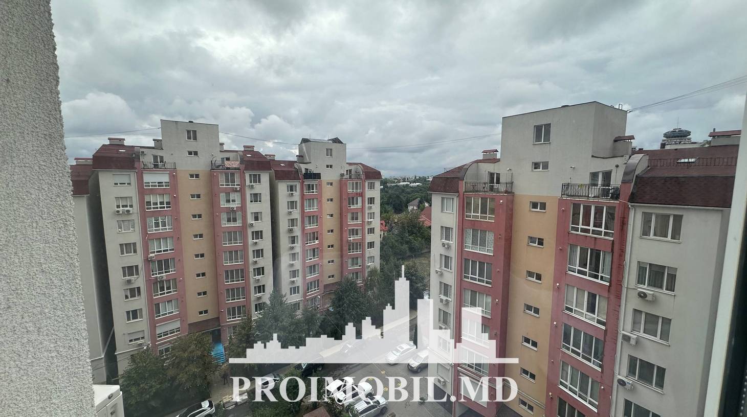 https://images.proimobil.md/I4Sr83GZV4DO0MDhlv_YTH7FGy9gIcmH9tuObaI_qtk/watermark:0.75:so:0:30:0.39/resize:fill:1460:816:1/gravity:ce/bG9jYWw6Ly8vZXN0YXRlL2xyL2UzYTk0NmQ3LTgzYjAtNDM2NS05NTcwLTNkMmMzNWIwNmIyZi5qcGVn