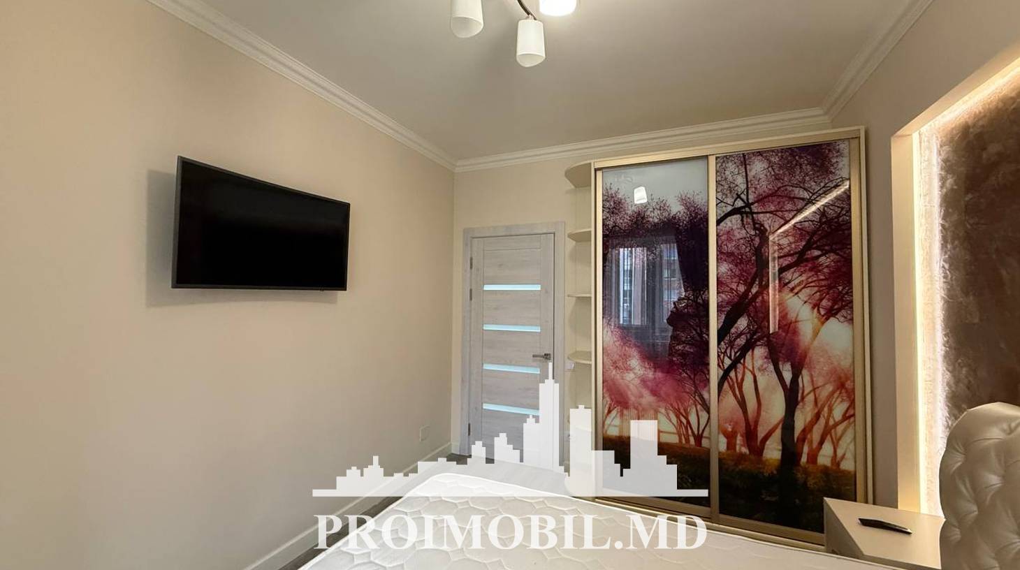 https://images.proimobil.md/I59sp2OwiHQSAj8CZAOMTO8gf4BercohC2b7XKfcFuI/watermark:0.75:so:0:30:0.39/resize:fill:1460:816:1/gravity:ce/bG9jYWw6Ly8vZXN0YXRlL2xyL2E5MzU1YWQ2LTI0ZWEtNDgxYS05MDk5LWYyYjY2MTRkNjRlNi5qcGVn