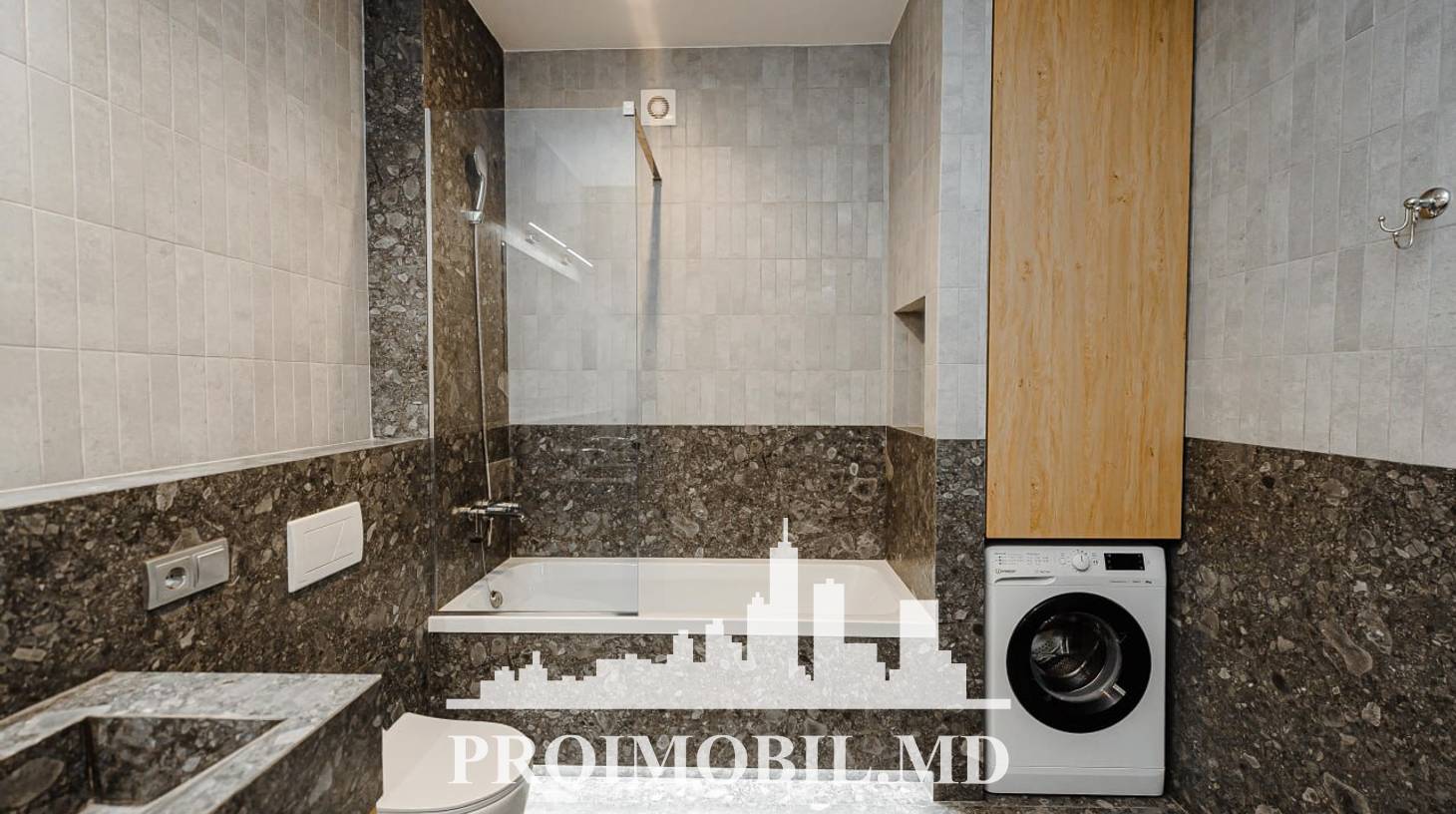 https://images.proimobil.md/I9RCDb7s9TpgdbZlem5WCZ_LiIu3arsNoUTSLayqxJs/watermark:0.75:so:0:30:0.39/resize:fill:1460:816:1/gravity:ce/bG9jYWw6Ly8vZXN0YXRlL2xyL2U1YTlkNzVmLTE3ZmQtNDZkMi05MjhmLWEyYWFkYmJmM2RjOS5qcGVn