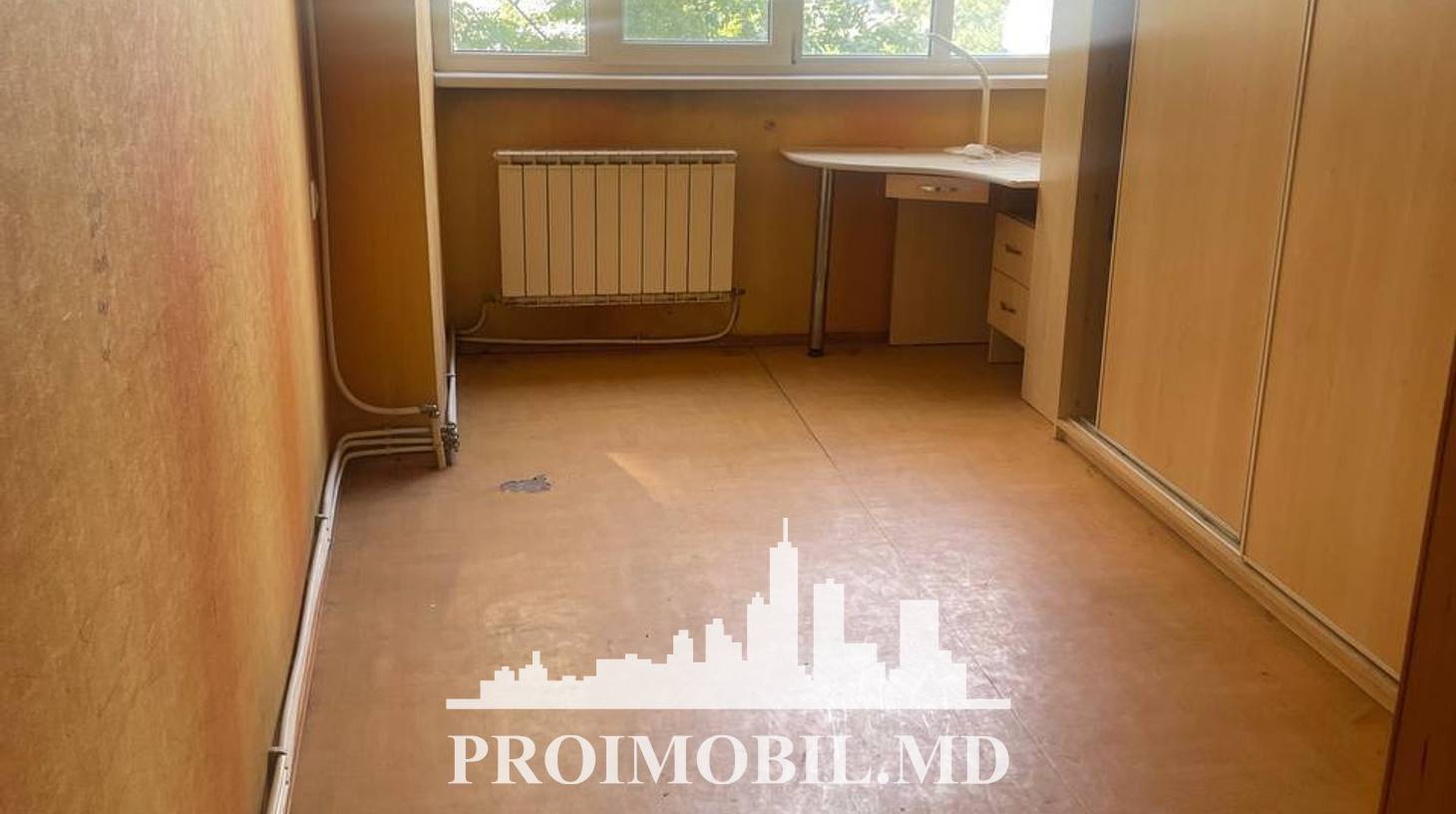 https://images.proimobil.md/I9y_1VW5Nut4XRAUUQdYw04acqZeu1KRW13ShlGUBWM/watermark:0.75:so:0:30:0.39/resize:fill:1460:816:1/gravity:ce/bG9jYWw6Ly8vZXN0YXRlL2xyL2RhYmNlNTZlLTY3YWQtNDU2Zi1hMGQwLTY4YTc0MTVjMjE4OC5qcGVn