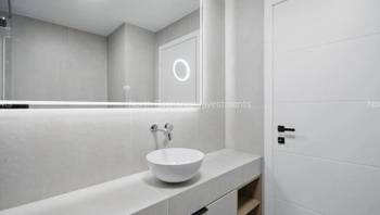 https://images.proimobil.md/IAYkEHqVXz7mIU9ykrfOuUtyMw8wSh8Tkn8aykG-Qc0/resize:fill:350:198:1/gravity:ce/bG9jYWw6Ly8vZXN0YXRlL2xyLzc1ODk0NjFiLTJlMzUtNDBjZS05MWZjLTYyYWYwOWQyNGFkMC5qcGVn