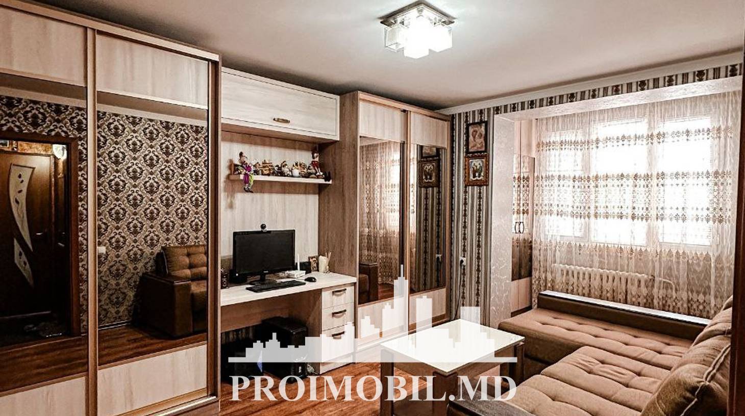 https://images.proimobil.md/ICGKTjYHtnvSiFQjUV5o1D4iDvg_gemhczZPOo3ASKU/watermark:0.75:so:0:30:0.39/resize:fill:1460:816:1/gravity:ce/bG9jYWw6Ly8vZXN0YXRlL2xyL2Y5MzMwZWQ2LTU4YWEtNGY0OS1iMzdiLTU0NTcxZjgwMzlmYy5qcGVn