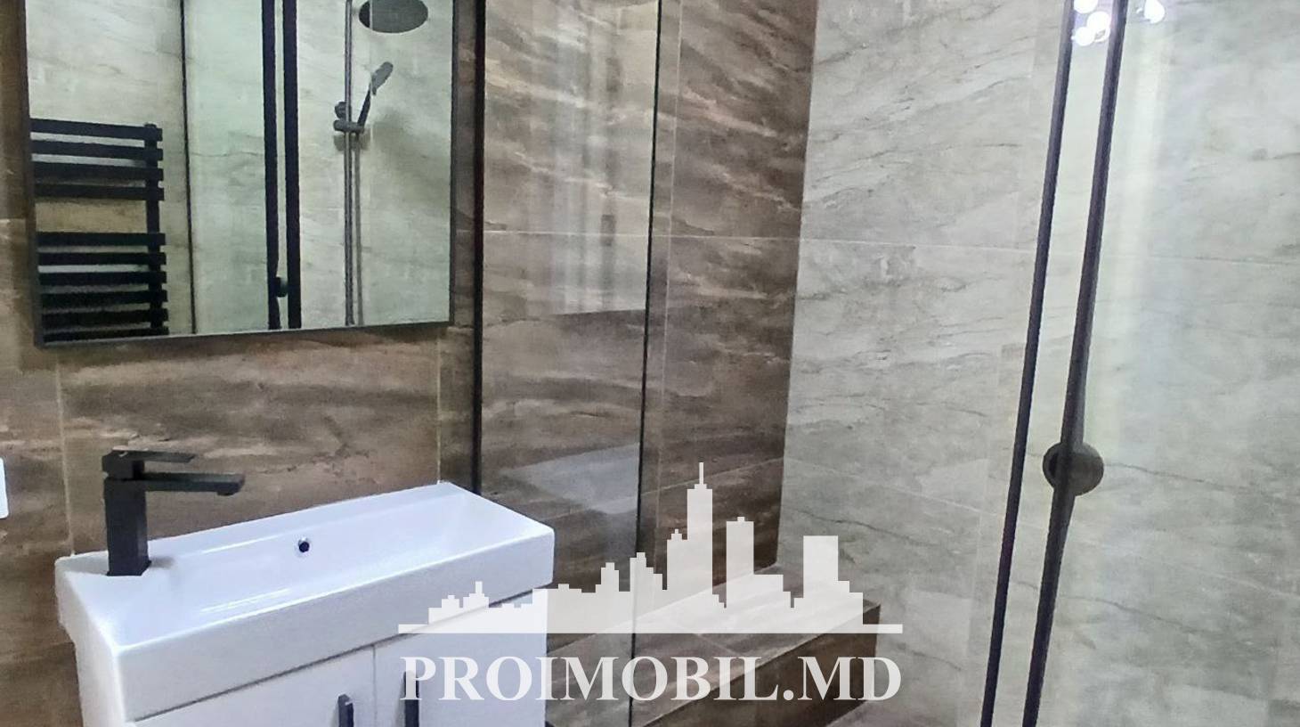 https://images.proimobil.md/IFhJ7qFP2aj4ec4PmHxPNZA0sNf7dw01RaSbdHoen8g/watermark:0.75:so:0:30:0.39/resize:fill:1460:816:1/gravity:ce/bG9jYWw6Ly8vZXN0YXRlL2xyL2JhNjViNWFiLTBkMjUtNDc1Mi1iNDBjLWE5MDJmNTU4NzkxMC5qcGVn
