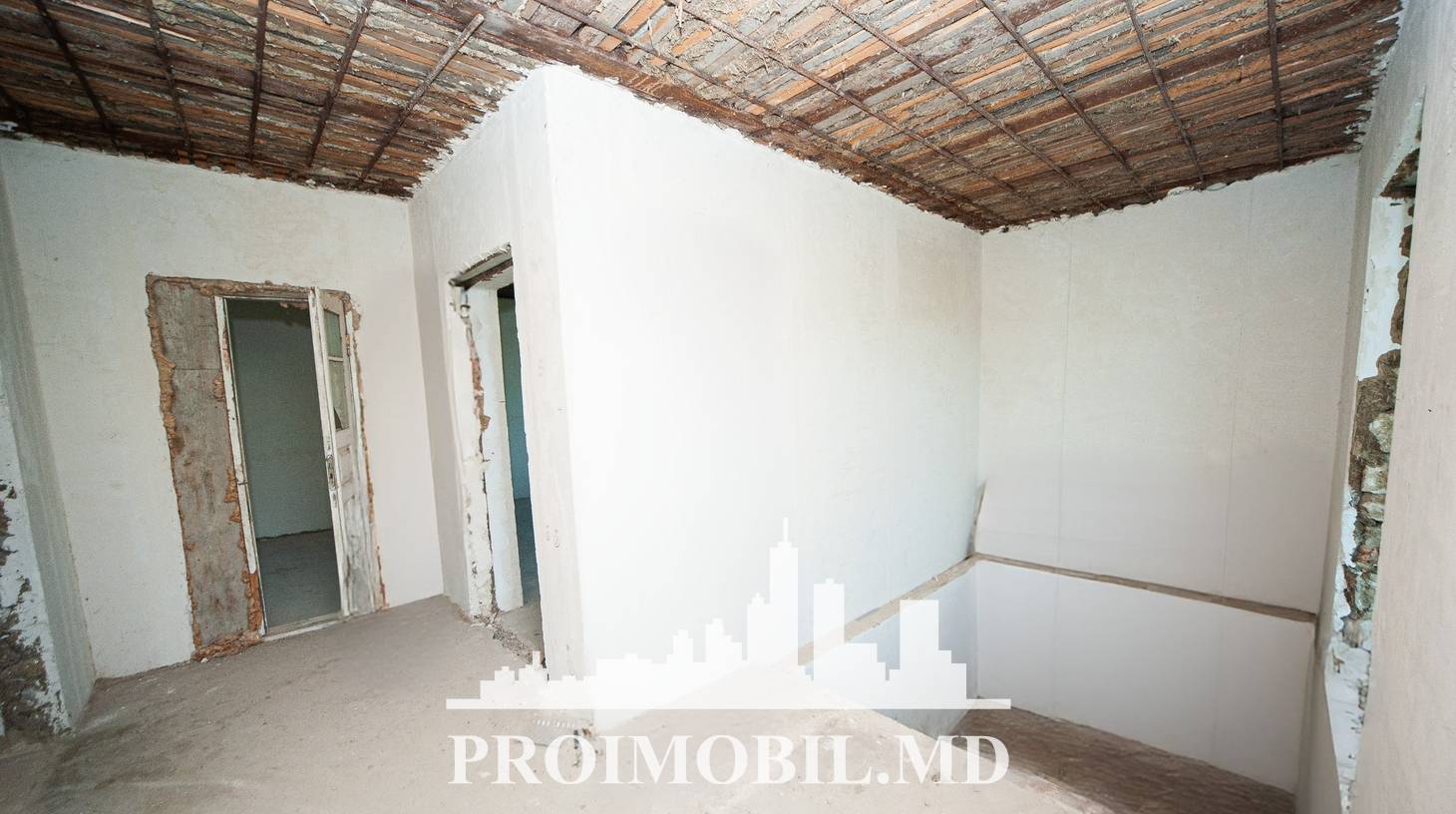 https://images.proimobil.md/IG-O1YCS5nvKYxusqRxgOdPVXhrY9ZedFmrZXZkjK94/watermark:0.75:so:0:30:0.39/resize:fill:1460:816:1/gravity:ce/bG9jYWw6Ly8vZXN0YXRlL2xyLzFlMjA4OGQwLTk4NDUtNDNiMi04OWZkLTA3ZTFhMTNlMTBlZC5qcGVn
