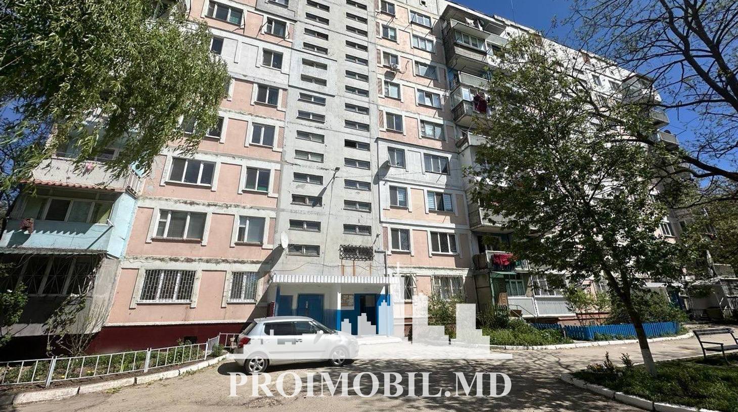 https://images.proimobil.md/II8jZHi_mKgU1MeKvbzrZES7bqeYCI-mhF50mvOlOdQ/watermark:0.75:so:0:30:0.39/resize:fill:1460:816:1/gravity:ce/bG9jYWw6Ly8vZXN0YXRlL2xyLzdkYmE3MDBkLTkyNjQtNGQ3Ny04ZDY2LTEwNWNjYTgxMmNjZC5qcGVn
