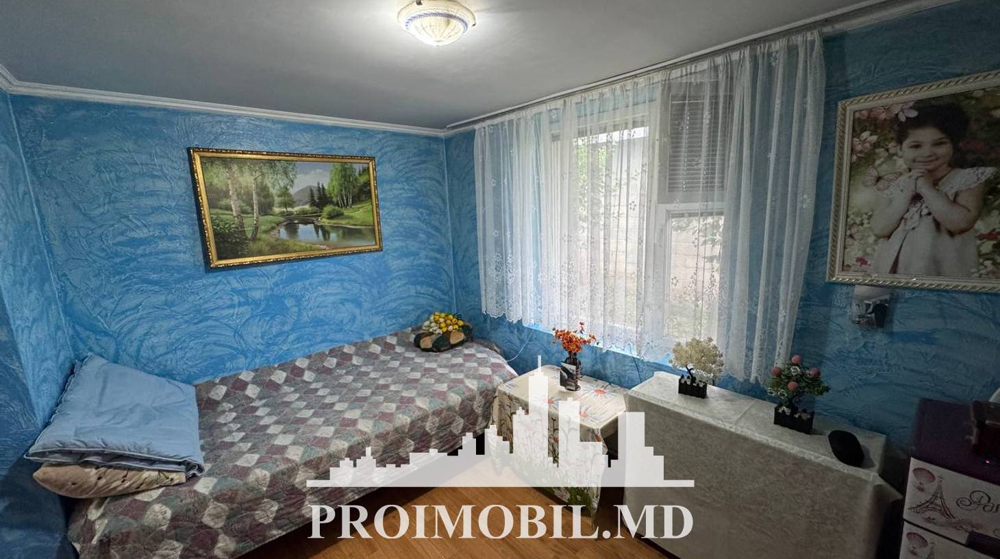 https://images.proimobil.md/IIMLHLor1WL9EA6JDmFK4wqUfHgC0Yz9Ur68LVfJNCs/watermark:0.75:so:0:30:0.39/resize:fill:1460:816:1/gravity:ce/bG9jYWw6Ly8vZXN0YXRlL2xyLzdlMDVhYjVlLTVmNzctNDVlMC1hYWNiLTM5NDA0NjZhYjhmMC5qcGVn