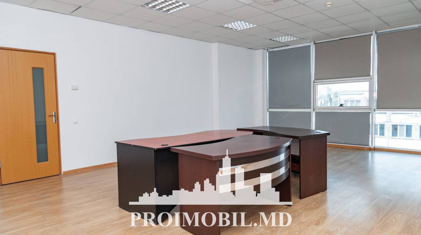 https://images.proimobil.md/IJ7Fu5c7LP49Kq7lAURai2I0tEwudioNfMD7J7zSWE4/watermark:0.75:so:0:30:0.39/resize:fill:1460:816:1/gravity:ce/bG9jYWw6Ly8vZXN0YXRlL2xyL2Y4NzYzN2E0LTM4ZTgtNGQ3YS1hOGEzLTA4OTkzMTc2YzY3MS5qcGVn