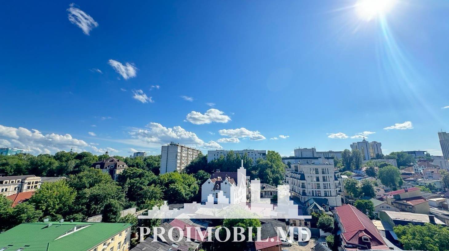 https://images.proimobil.md/IJcO5GLzVeEk_CPU536RQ5g5vRiaIT_MB7C9ZLi4PTM/watermark:0.75:so:0:30:0.39/resize:fill:1460:816:1/gravity:ce/bG9jYWw6Ly8vZXN0YXRlL2xyLzBjM2U1Y2U0LWFhN2MtNDg1ZS05Y2M3LTg4Y2MzNmY5ZWIyMy5qcGVn