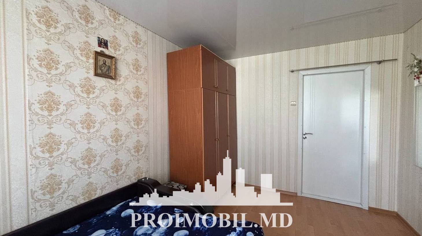 https://images.proimobil.md/IKH-Zpp_AcTSOKpfcryTKK_NfXgiwxHlOrqN32pG7vY/watermark:0.75:so:0:30:0.39/resize:fill:1460:816:1/gravity:ce/bG9jYWw6Ly8vZXN0YXRlL2xyL2YyMzUxZjRlLWU0ZWUtNDA1MC04OGU0LTU3ZDI3NDljNjhlMC5qcGVn
