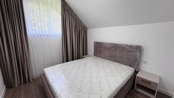 https://images.proimobil.md/IKJEJ9GaIkgY40URBxYhRYlztGnUN0sSSmOvRoAdAIM/resize:fill:350:198:1/gravity:ce/bG9jYWw6Ly8vZXN0YXRlL2xyLzc2ZTZlNWQ2LTgwYWYtNDFkNC1iYTRkLTEyOTg3MjdhMmJhYS5qcGVn