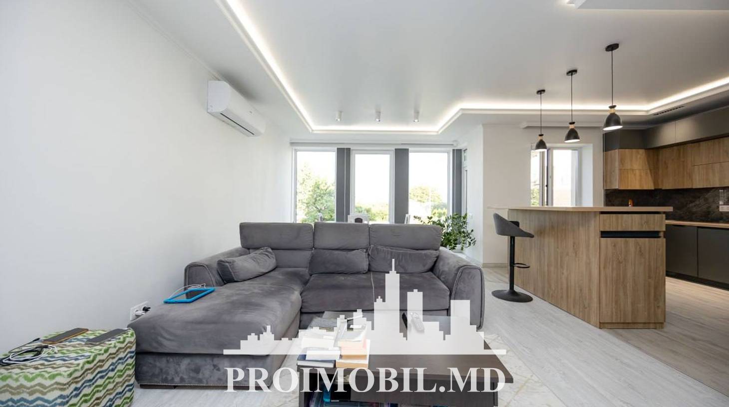 https://images.proimobil.md/ISLnU23qcI-c0h3mPlxy3WwC4MJ9ndzJONC10TSf_w4/watermark:0.75:so:0:30:0.39/resize:fill:1460:816:1/gravity:ce/bG9jYWw6Ly8vZXN0YXRlL2xyLzBmZDNlNGM1LWQxNzEtNDE0Ny04MjQyLThlYTY3MWVjYjkxNS5qcGVn