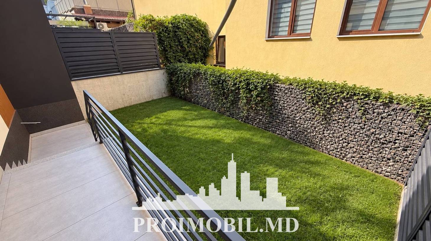 https://images.proimobil.md/IT--jXmBSZyPKyXzyC5VwzpGEcLg9rcHO3vcZQOpuOM/watermark:0.75:so:0:30:0.39/resize:fill:1460:816:1/gravity:ce/bG9jYWw6Ly8vZXN0YXRlL2xyLzcyODU1ZWFhLTNjNDktNGE0ZS04NzBiLTVjM2MzMzA2ZTdjMi5qcGVn