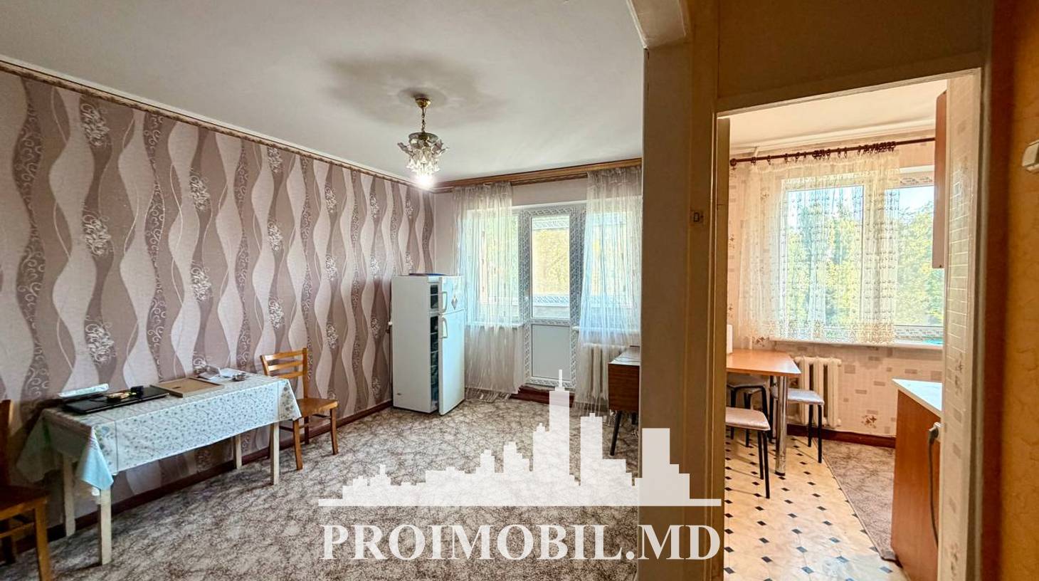 https://images.proimobil.md/IVD7u2PjySTcvXC6QZ9GJNLka88-XQrJ5VPGgpWze38/watermark:0.75:so:0:30:0.39/resize:fill:1460:816:1/gravity:ce/bG9jYWw6Ly8vZXN0YXRlL2xyLzkxODA4OTkwLTJkYmEtNDMwNS1hNTdkLTVkM2Q0NjljZmFmMy5qcGVn