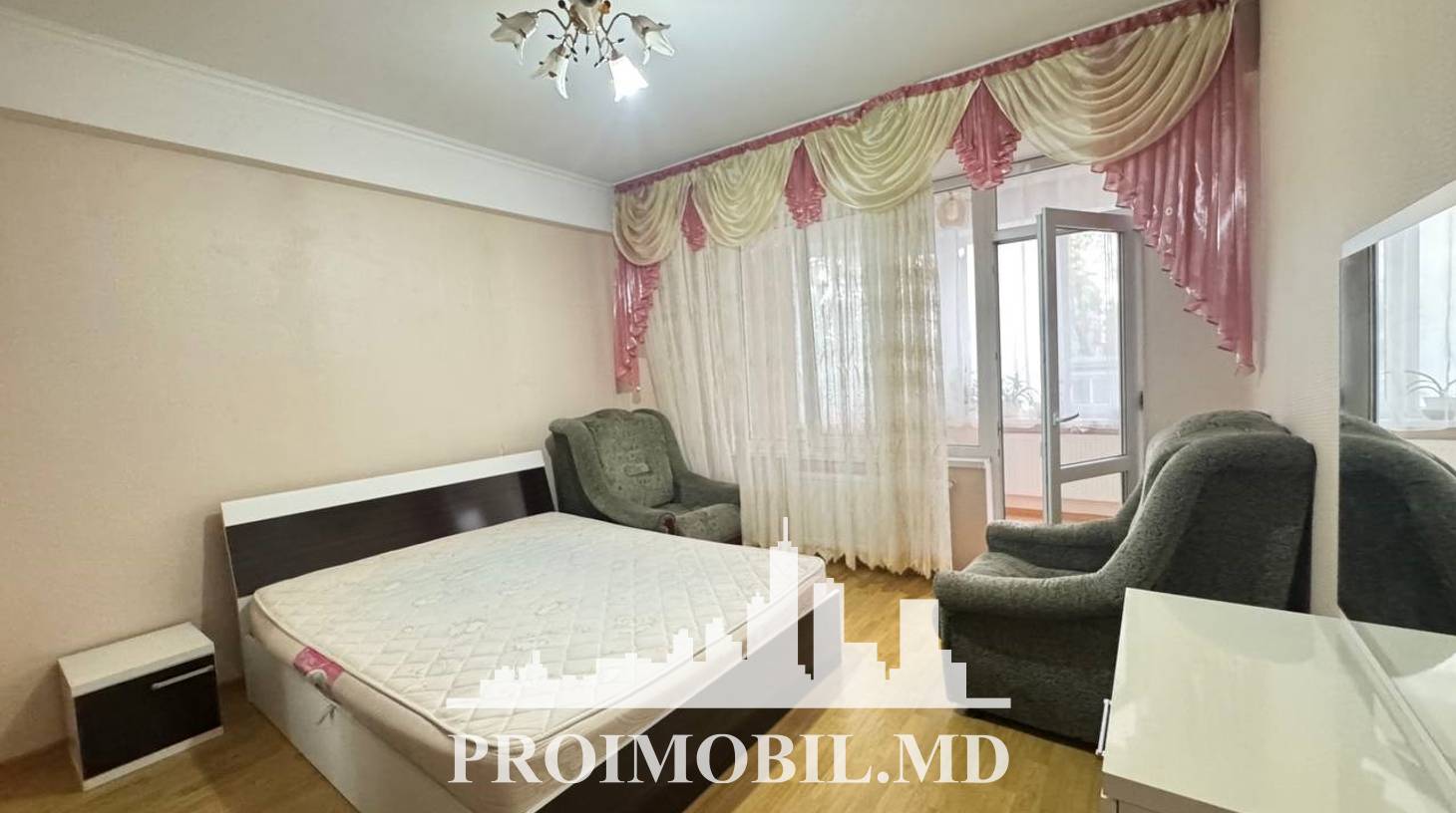 https://images.proimobil.md/IVHMA8ah5pLrncJEj5Ik_aMvpsQEtm7aZXyzs-Zw2nY/watermark:0.75:so:0:30:0.39/resize:fill:1460:816:1/gravity:ce/bG9jYWw6Ly8vZXN0YXRlL2xyLzY0NWFjODU1LWVjNTYtNGY3Ny04MzBiLTZlZTg2OWZjYTRmMS5qcGVn