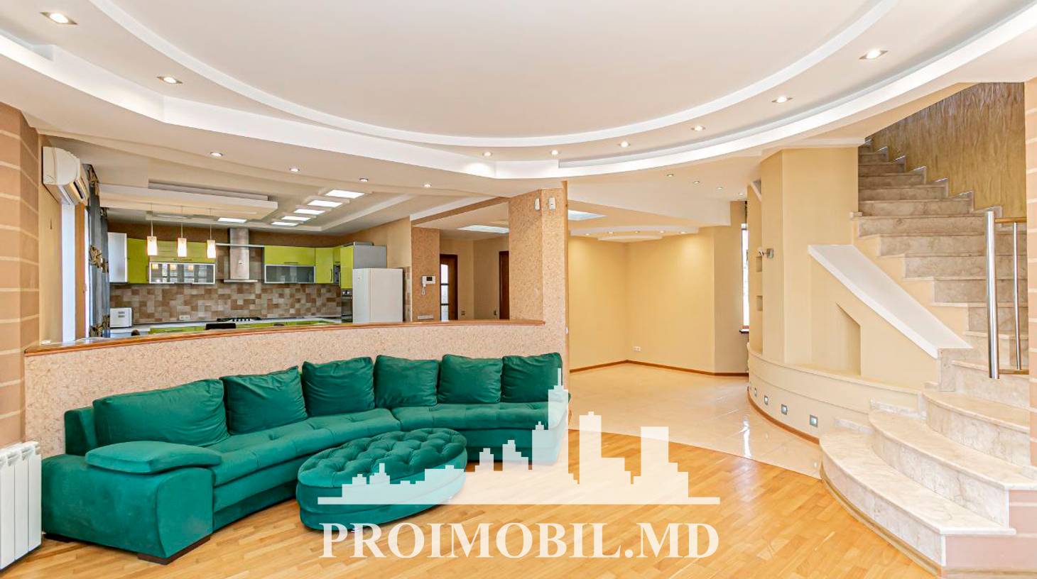 https://images.proimobil.md/IXuYBu1w8vbX_oL2rlyb66laltSGx_j9vDASI6l7R78/watermark:0.75:so:0:30:0.39/resize:fill:1460:816:1/gravity:ce/bG9jYWw6Ly8vZXN0YXRlL2xyLzk5NzA3NmRiLTI4MDUtNDBkMC05OTA3LWI5NzM1YTY0OTRlZC5qcGVn