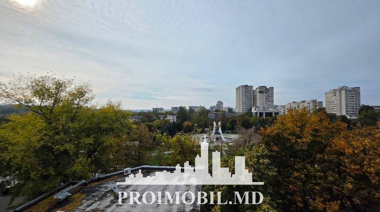 https://images.proimobil.md/IYpcBKTBxo1E7oZyWHxxJMZrCOUsdKET_S5aRB2Paq8/watermark:0.75:so:0:30:0.39/resize:fill:1460:816:1/gravity:ce/bG9jYWw6Ly8vZXN0YXRlL2xyL2I3N2JjOTRkLWFiOWYtNDE2Zi1hZWI1LWIyOTZjMjQ0NzcwNi5qcGVn