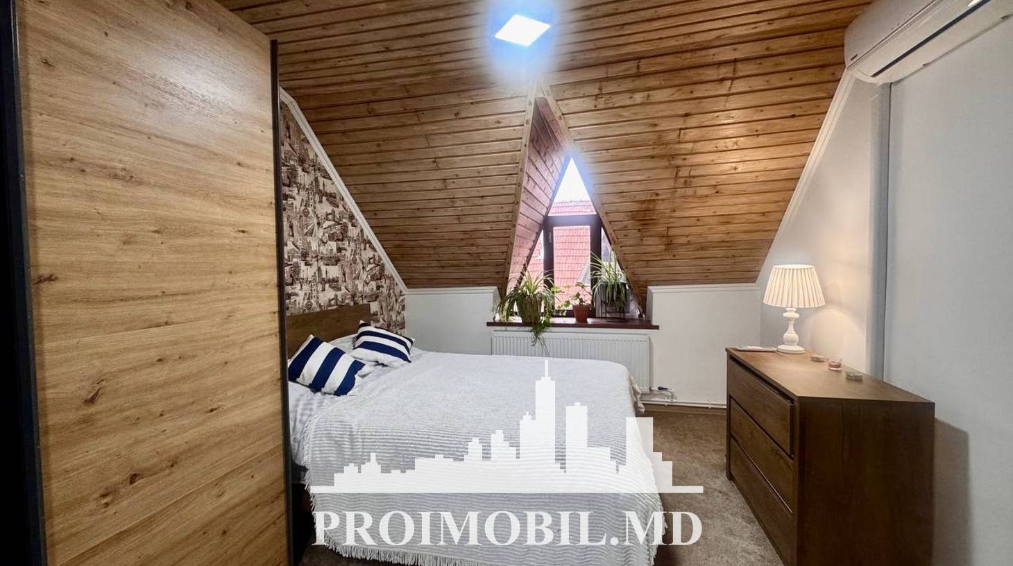 https://images.proimobil.md/Ibps4YNcE6K4Ze7wuxbaE3Pt7m35Ysrv_pbMkMl9A3c/watermark:0.75:so:0:30:0.39/resize:fill:1460:816:1/gravity:ce/bG9jYWw6Ly8vZXN0YXRlL2xyL2M0YzYwMzAxLTZmMjUtNDkzOC04YmZjLTFjMzdlY2JkNDg0MS5qcGVn