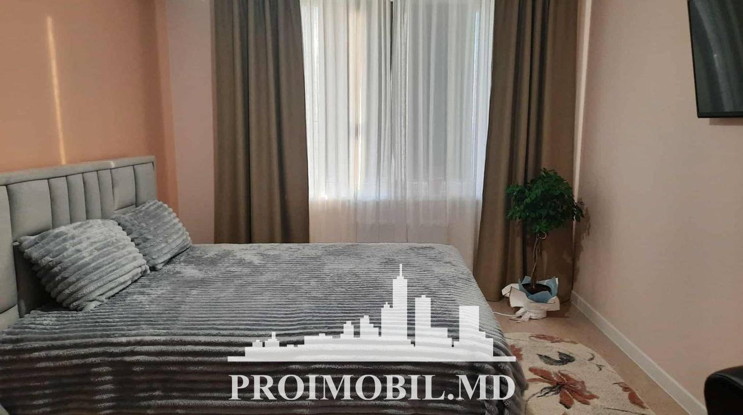 https://images.proimobil.md/IdX_SXhZt4HTZyNgxx30jAPwG1wmZG04eeOgqVfvkD4/watermark:0.75:so:0:30:0.39/resize:fill:1460:816:1/gravity:ce/bG9jYWw6Ly8vZXN0YXRlL2xyLzk4NGEwZjQ3LTczY2MtNDRhYi04MzQ3LTEwNDE2MThiYzc0OS5qcGVn