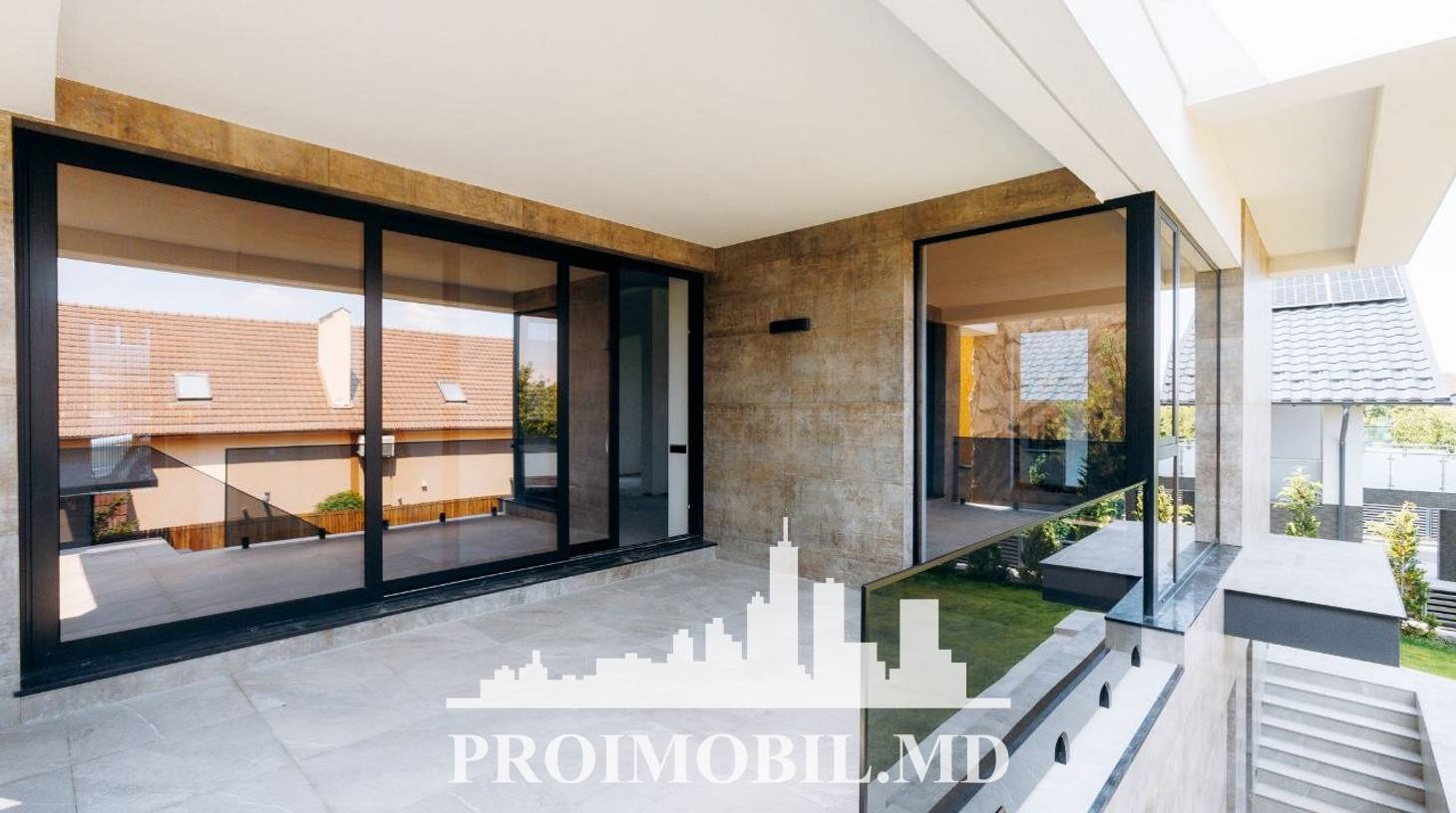 https://images.proimobil.md/IrDCwKhPUaBltd62Kd35gzR1JCK4o8Su9ZfjBpminfg/watermark:0.75:so:0:30:0.39/resize:fill:1460:816:1/gravity:ce/bG9jYWw6Ly8vZXN0YXRlL2xyLzU4NjI0MGI1LTI5MmEtNDk2Yi1hYzBkLTAxNzUzMDFjYjQwMC5qcGVn
