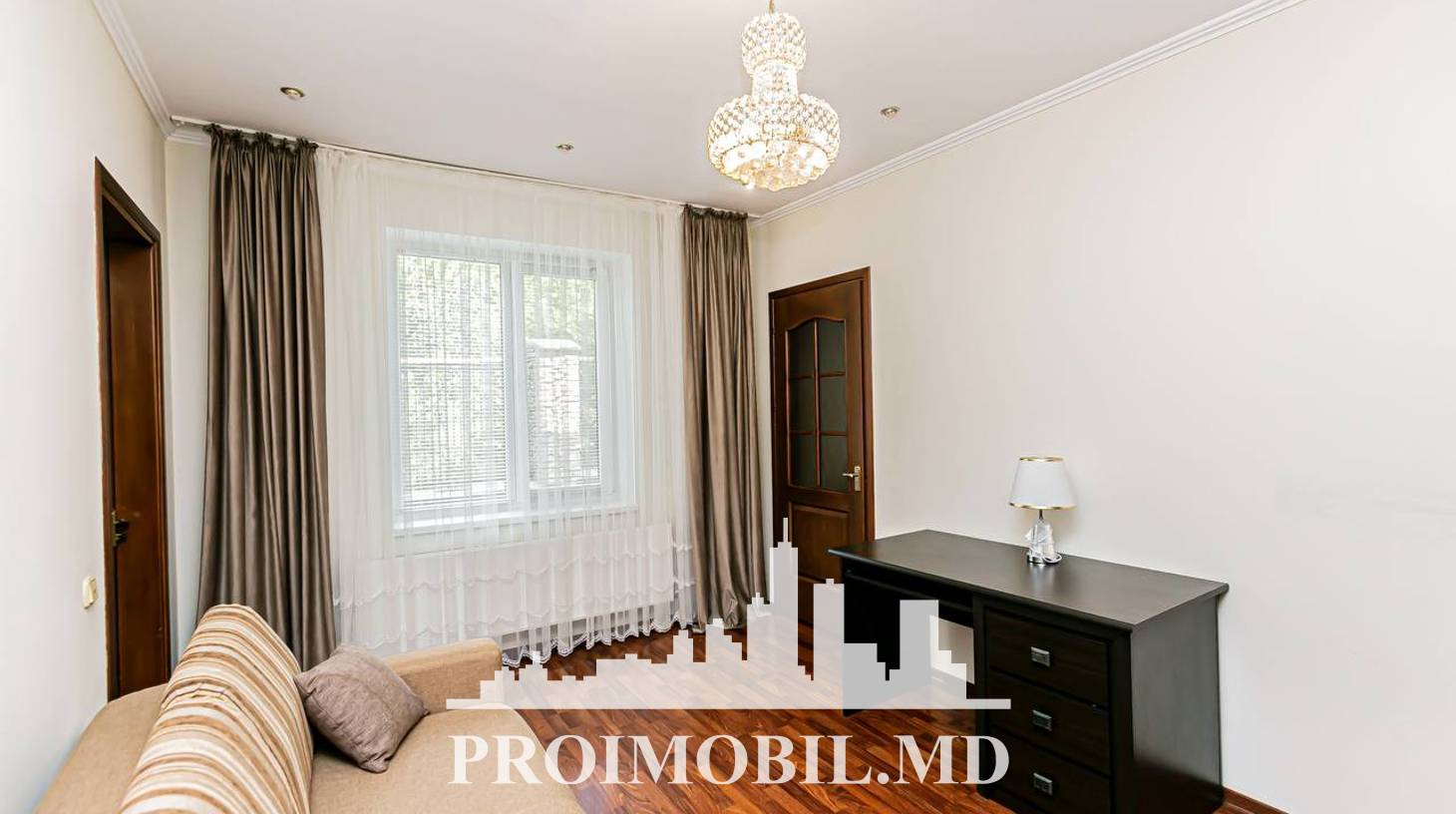 https://images.proimobil.md/It3BVOj-9NmzuY68we6Glj1M5tskGSRnwPc7LLJjUSQ/watermark:0.75:so:0:30:0.39/resize:fill:1460:816:1/gravity:ce/bG9jYWw6Ly8vZXN0YXRlL2xyLzZmNjAyZGVmLTk2MzYtNGRmNC1hYjExLTgzZGYxZDgxYjRiMi5qcGVn