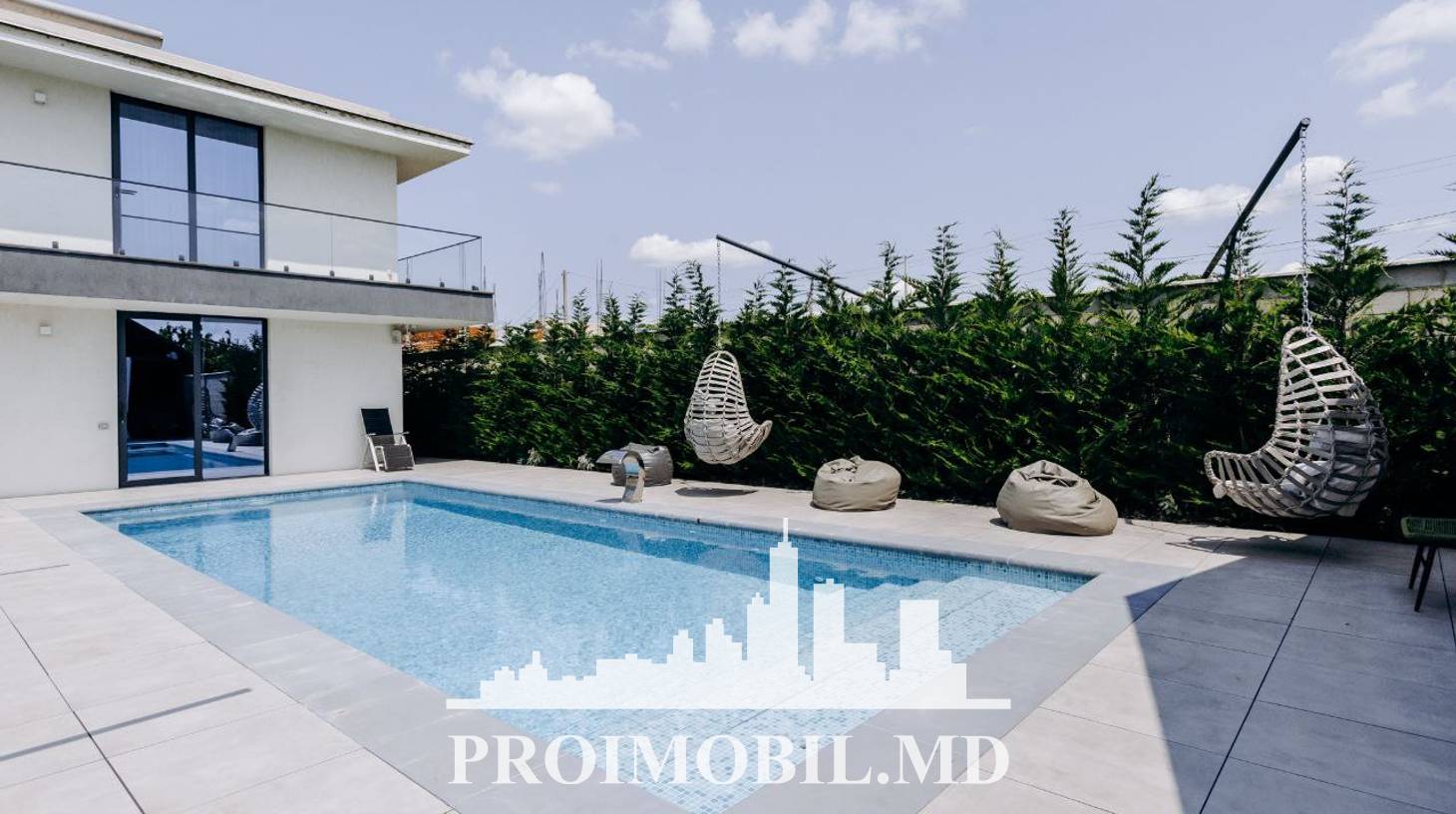 https://images.proimobil.md/IuZjHtgaTic8K-VXr9NytGPtAZTjhGJJNukhYwCPkkk/watermark:0.75:so:0:30:0.39/resize:fill:1460:816:1/gravity:ce/bG9jYWw6Ly8vZXN0YXRlL2xyLzMyODBjOTllLWI3NTMtNGQ3MS05ZGZjLThhNGNhYWE5YzNkZS5qcGVn