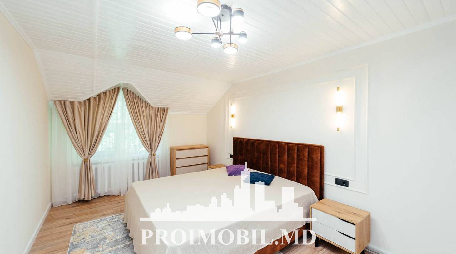 https://images.proimobil.md/J-pZ8oug0sArikJCccAduRXtAZZvEz0zRnPUZJtNFwE/watermark:0.75:so:0:30:0.39/resize:fill:1460:816:1/gravity:ce/bG9jYWw6Ly8vZXN0YXRlL2xyLzY2ZjhhNWQ5LWMwMjAtNDAyNS04YjgxLTRjNmEyNDc3YzdhZi5qcGVn