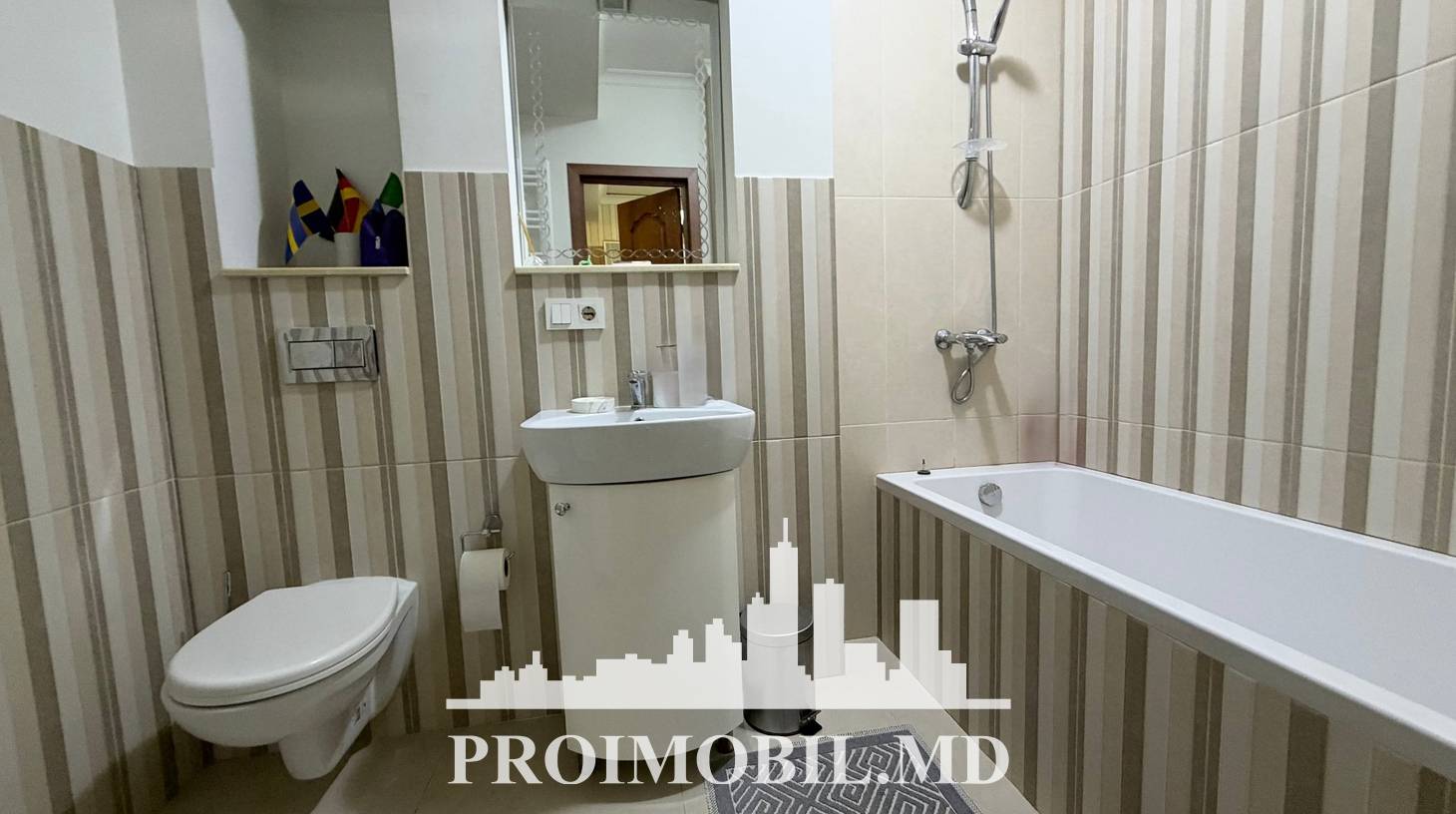 https://images.proimobil.md/J2SJLfGFChkYPoL0581fWhc6JdkSK15ouNtT7da9n6c/watermark:0.75:so:0:30:0.39/resize:fill:1460:816:1/gravity:ce/bG9jYWw6Ly8vZXN0YXRlL2xyLzk1YjJmZTYzLTAzMWUtNDk0NS1hMzY5LTc4OTU0ZDYwM2RmYS5qcGVn