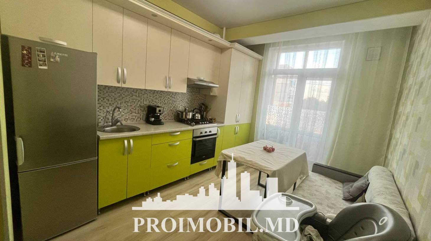 https://images.proimobil.md/J58SMcQk5C6ox-K94XMv_Sv59qOcZpCVajfRTwrJGr0/watermark:0.75:so:0:30:0.39/resize:fill:1460:816:1/gravity:ce/bG9jYWw6Ly8vZXN0YXRlL2xyLzQ4YjIxYjdmLTcyYjEtNDA1NS05MGMwLWNhZThmMGY4OWNjMy5qcGVn