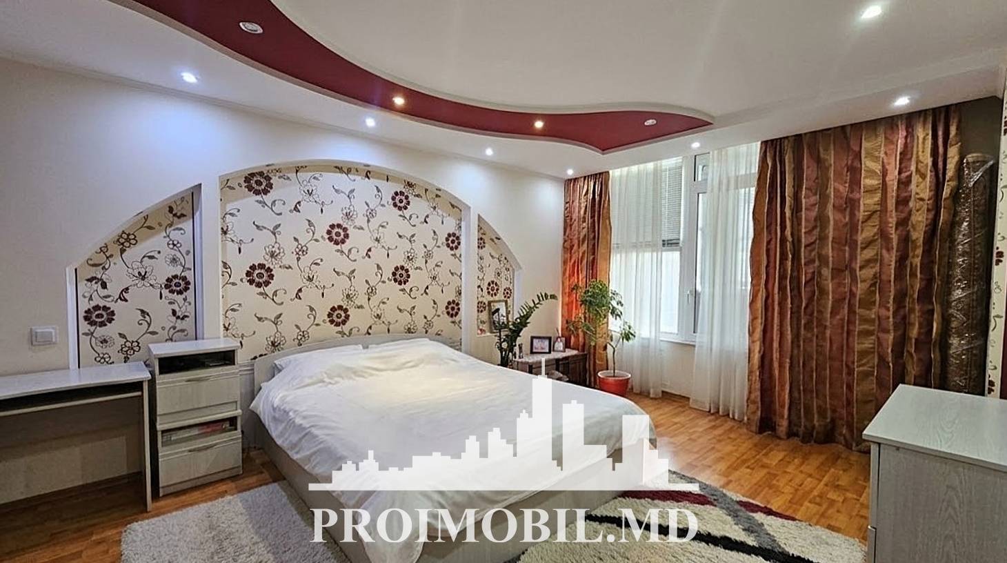 https://images.proimobil.md/JA7olyXpYVRs6BHssbOm035Q-k47O8a0ErZE8cyTmx4/watermark:0.75:so:0:30:0.39/resize:fill:1460:816:1/gravity:ce/bG9jYWw6Ly8vZXN0YXRlL2xyLzY2Y2FkYTBlLTMzNjMtNDYzYi1hNzZiLTNkZjA3MzllMDUxZi5qcGVn