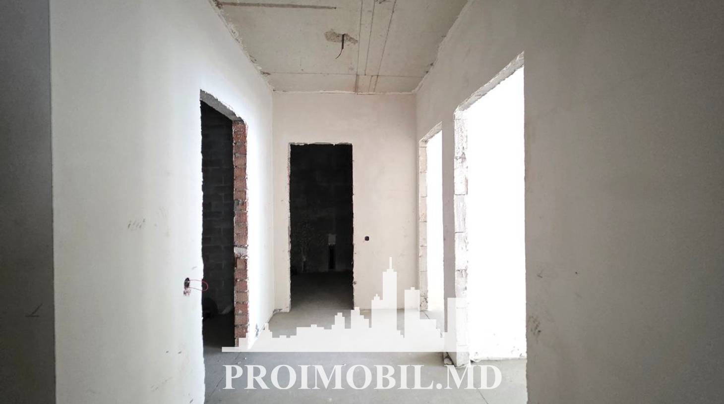 https://images.proimobil.md/JBk6RUi8FhwLu1LPnqIa1zVr4FEV0PiQ_Di3QVNYlCs/watermark:0.75:so:0:30:0.39/resize:fill:1460:816:1/gravity:ce/bG9jYWw6Ly8vZXN0YXRlL2xyL2VmMDM3MjIwLTQxN2QtNDI4MS04NzNlLWE3NjY0ODRmYzAxYy5qcGVn