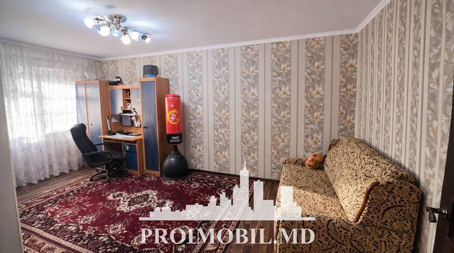 https://images.proimobil.md/JEJ8lvtys3wrVp0W5M69hWb-0135xTcBl4ocR92Np-s/watermark:0.75:so:0:30:0.39/resize:fill:1460:816:1/gravity:ce/bG9jYWw6Ly8vZXN0YXRlL2xyL2RlZmE3NDAwLWExNjQtNDBkMC05NDdiLTI2YzIxNDhmYzNkYS5qcGVn