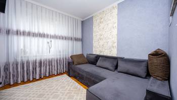 https://images.proimobil.md/JFdaHpvouT__xKK9Mtt3EO_na5W-5AUsEIBhBndgVfY/resize:fill:350:198:1/gravity:ce/bG9jYWw6Ly8vZXN0YXRlL2xyLzM4NmZlYTIxLTU2OTEtNDdiMS05MmViLWNhNGU0MTk1ODIyMy5qcGVn
