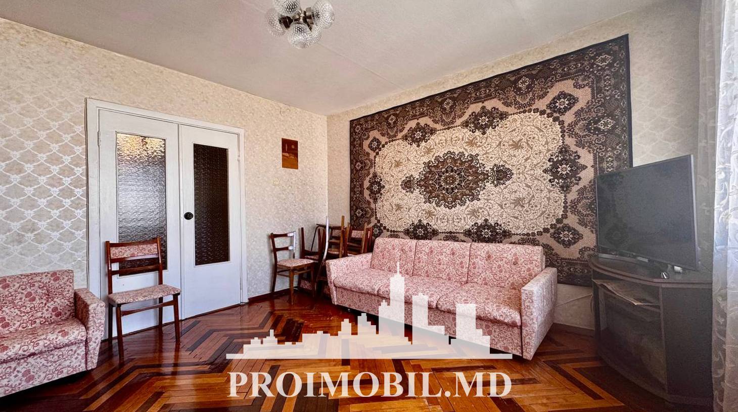 https://images.proimobil.md/JLYwjeAVNkm-NCFEitLu6U-M6zv79_a6UpEHPLFie2s/watermark:0.75:so:0:30:0.39/resize:fill:1460:816:1/gravity:ce/bG9jYWw6Ly8vZXN0YXRlL2xyLzI2MThhYjEwLTdmYTUtNDM1ZS1hMzRiLTRlYWEyMTJhMTdmZC5qcGVn