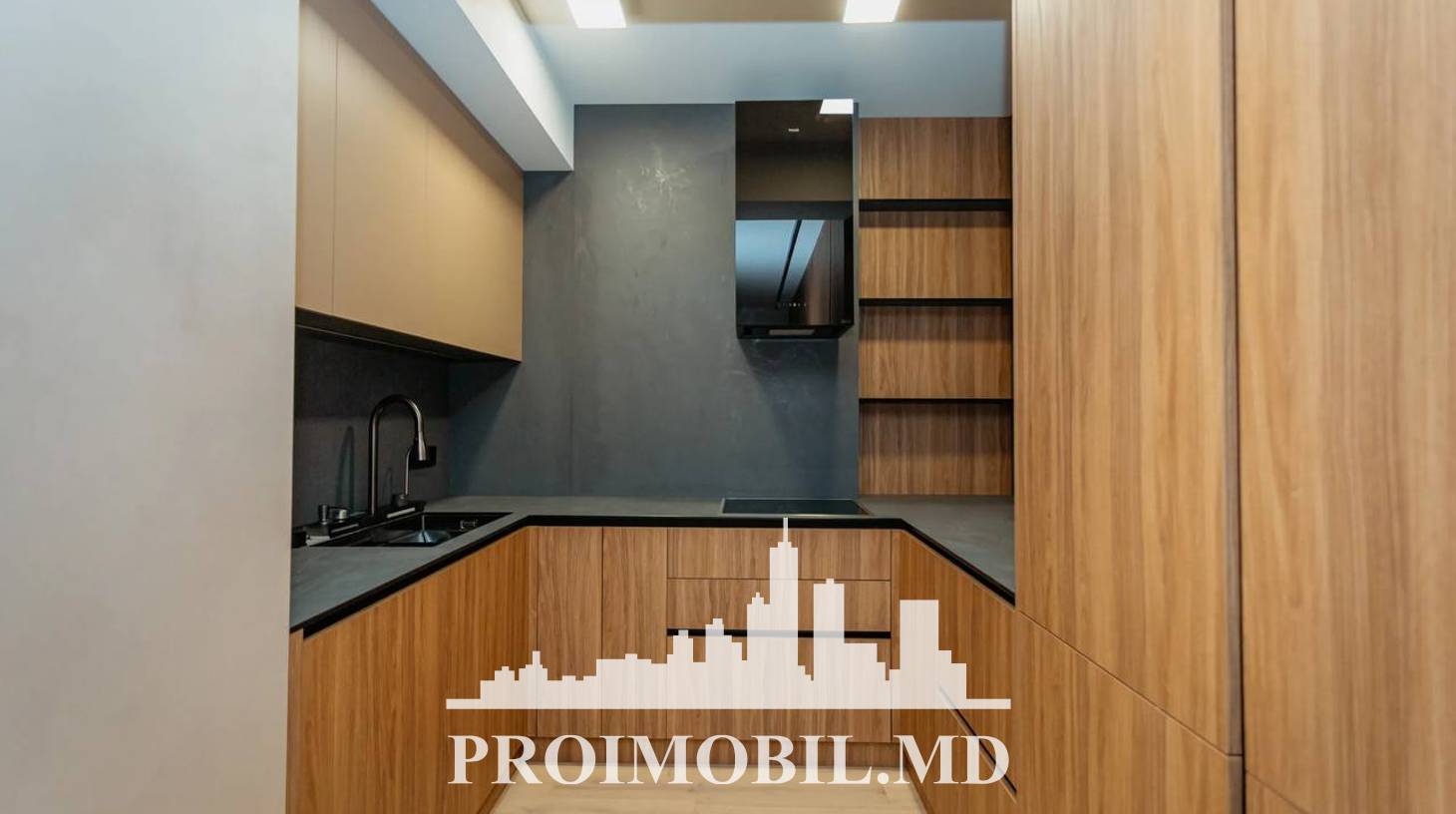https://images.proimobil.md/JMSOQk7EL8z-FtfRHusqD_88Qef3jFOsQnDCkNgwJCI/watermark:0.75:so:0:30:0.39/resize:fill:1460:816:1/gravity:ce/bG9jYWw6Ly8vZXN0YXRlL2xyLzRlZjkxNzA3LWY1OWUtNDYzOC05ODNmLTExOTc2MDU1NWYzYi5qcGVn