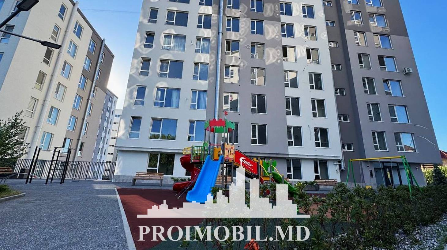 https://images.proimobil.md/JMwEUTVJ7K9b44Z3FJ8hYhtzliHs6EAaPN4KgJdx0Uo/watermark:0.75:so:0:30:0.39/resize:fill:1460:816:1/gravity:ce/bG9jYWw6Ly8vZXN0YXRlL2xyLzg1YjFmNWE2LTFhNzMtNGZmMC05Y2I5LTcxMDAyNzMwNWJiNS5qcGVn