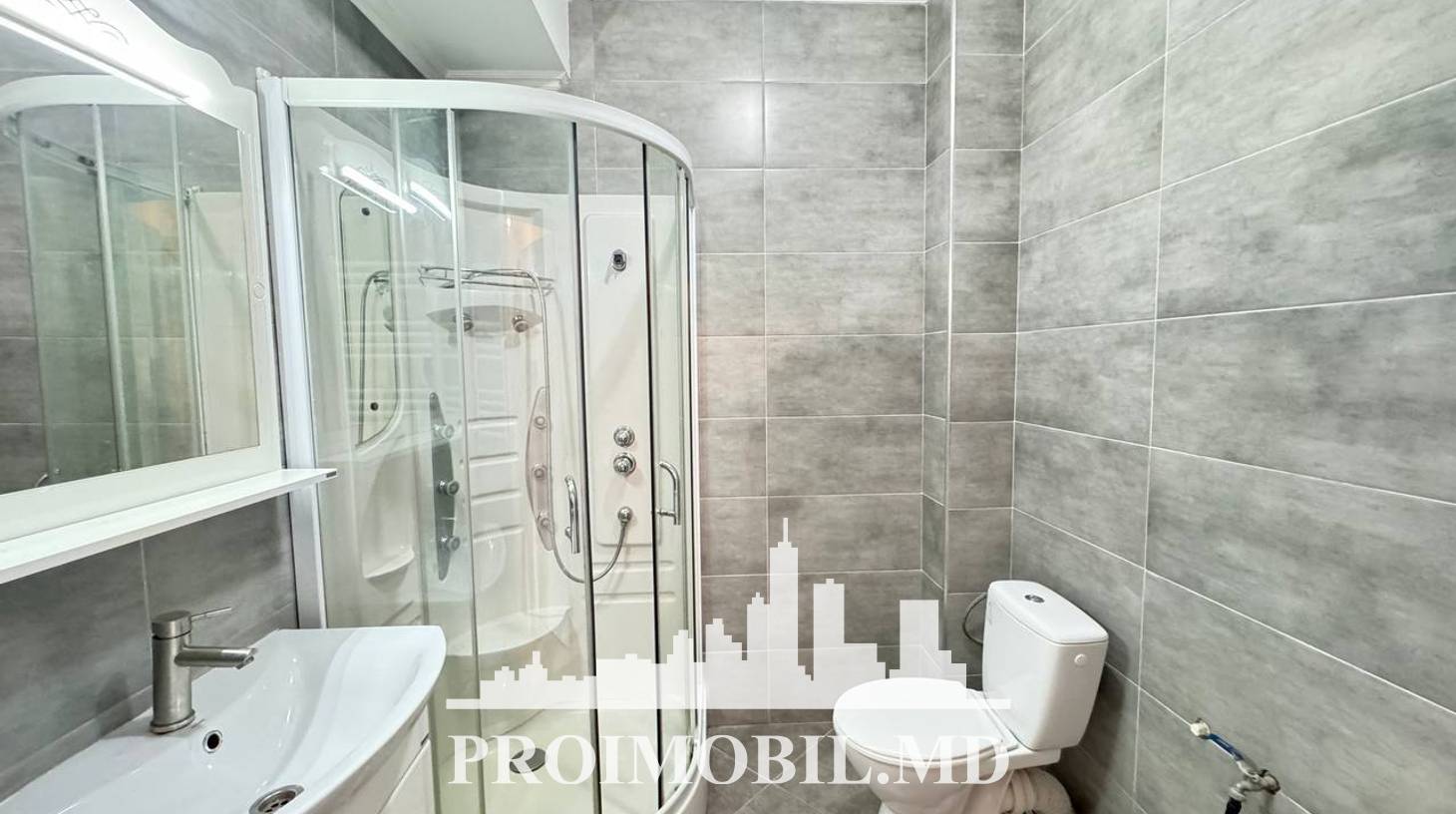 https://images.proimobil.md/JN7xvRzTecjLjAfb_gi2kT1UZevwsCT_9NVL1cE8_Og/watermark:0.75:so:0:30:0.39/resize:fill:1460:816:1/gravity:ce/bG9jYWw6Ly8vZXN0YXRlL2xyLzNlZDQ1ZWRhLTY4ZTctNGVlZS04ZmEzLTJjYWEyZTQ5YTAyMS5qcGVn