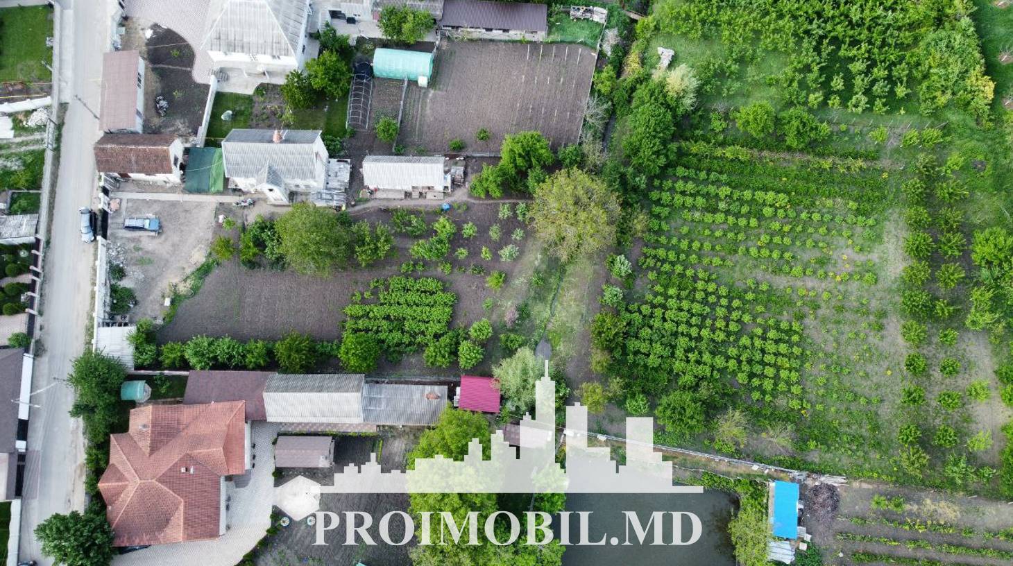 https://images.proimobil.md/JXjoqUm16FNh3X2DrojV61CX9QbFH-HzCqUd5mc5QlE/watermark:0.75:so:0:30:0.39/resize:fill:1460:816:1/gravity:ce/bG9jYWw6Ly8vZXN0YXRlL2xyLzI3NWFlMDQ2LTg4YTctNDYxZS1iNjhmLWUwZjRjMDRjZDRkZS5qcGVn