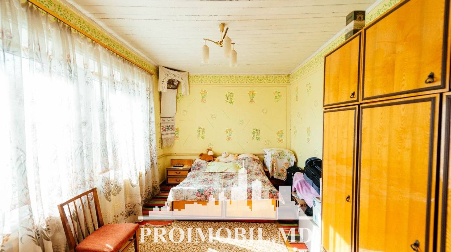 https://images.proimobil.md/JYmffngahUcJu6337x3ymdXCgXphkoDb5uGoCRsSN60/watermark:0.75:so:0:30:0.39/resize:fill:1460:816:1/gravity:ce/bG9jYWw6Ly8vZXN0YXRlL2xyL2YzMGFmY2JmLTdiMTctNDEwOS04YTE4LTRlZjdkMGI4N2FjOC5qcGVn