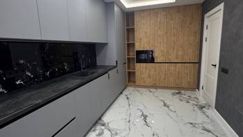 https://images.proimobil.md/JZ7lliEAUmNt8HnMoh0sTIdEPakbyzM4YFxWBLdNd6o/resize:fill:350:198:1/gravity:ce/bG9jYWw6Ly8vZXN0YXRlL2xyLzQ5OGRmYmQ4LTA4ZjYtNGI3OS1iODE2LTBjMzNkMjk4ZWUwYi5qcGVn
