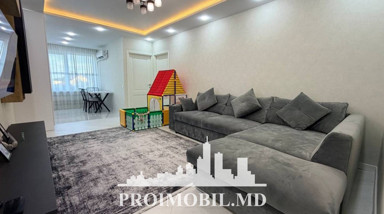 https://images.proimobil.md/J_qvlI4X4U8MGf2KXKWhMQtnC8f9RRDqn3uITiI6dWc/watermark:0.75:so:0:30:0.39/resize:fill:1460:816:1/gravity:ce/bG9jYWw6Ly8vZXN0YXRlL2xyLzliN2EwYmM1LTc2NTEtNDZlYi1iODY0LTMxN2RmMWM3ZmY1Ny5qcGVn