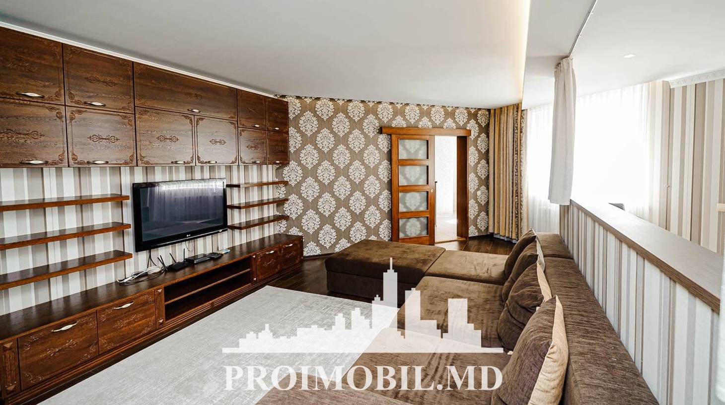 https://images.proimobil.md/JaFIiUaWfUs875ZgNik18Ee5lf6yl4Q7SHp5ZBeRvt4/watermark:0.75:so:0:30:0.39/resize:fill:1460:816:1/gravity:ce/bG9jYWw6Ly8vZXN0YXRlL2xyL2RlNjY4NjIyLTc0YmYtNGQ1MS1hYzdiLWZlZWNhZWU1YTFmMS5qcGVn