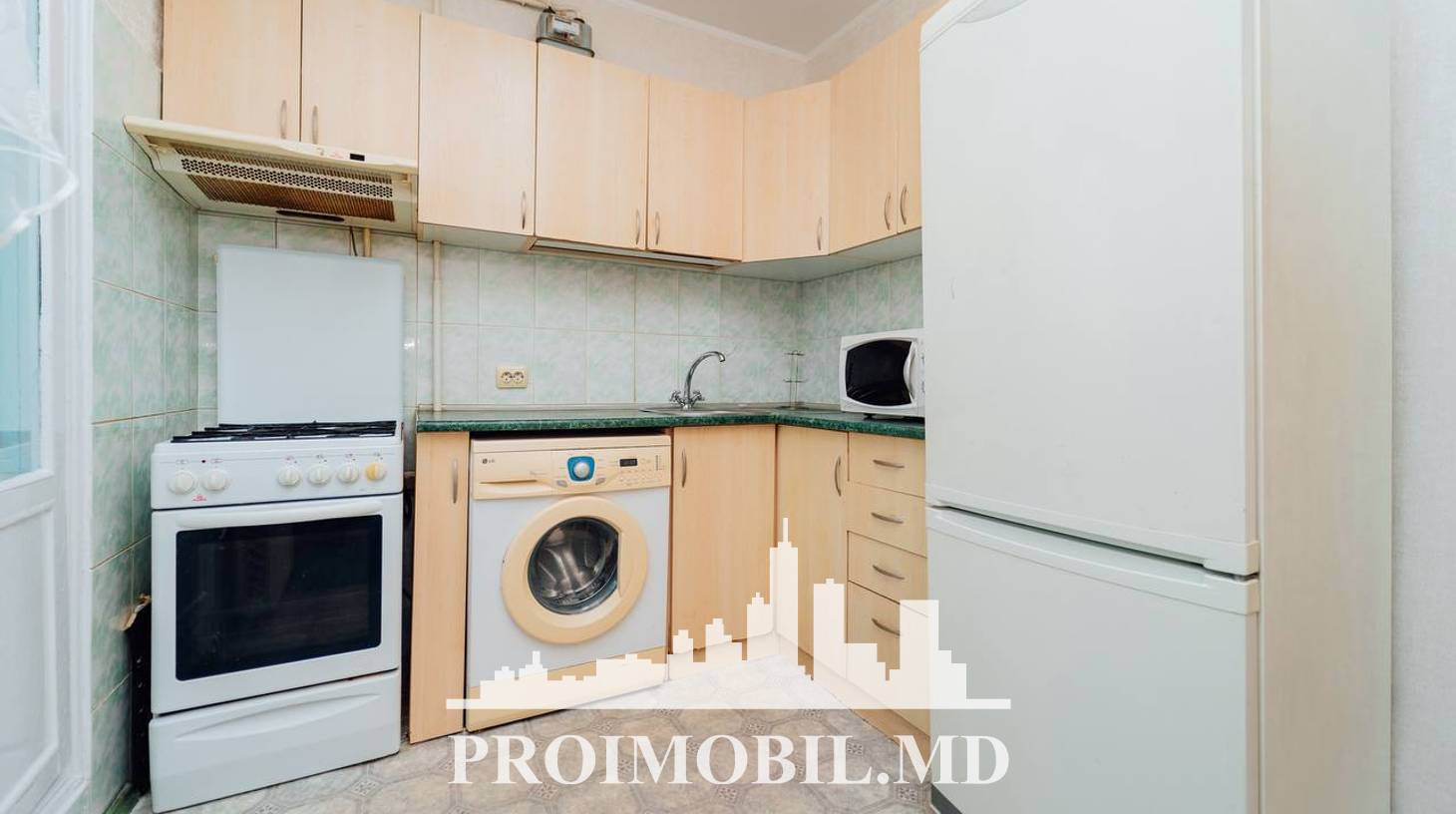 https://images.proimobil.md/Jg-jXm8-PUWvFUpbQ1bodRVdNmeB7_0YcDLPnkXKi9M/watermark:0.75:so:0:30:0.39/resize:fill:1460:816:1/gravity:ce/bG9jYWw6Ly8vZXN0YXRlL2xyLzMxZjNmZmJjLTQ2MjEtNDIyYi1hNjM2LWQxNTc2Y2I4NTRiNy5qcGVn