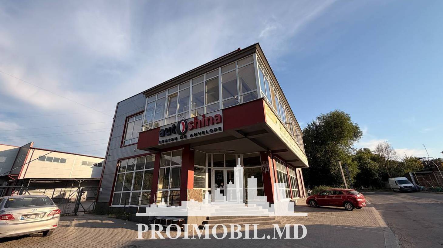 https://images.proimobil.md/Jii9cwYputKEu02OEPBefc4dIhlUiXa9Q8CtjVMFmCw/watermark:0.75:so:0:30:0.39/resize:fill:1460:816:1/gravity:ce/bG9jYWw6Ly8vZXN0YXRlL2xyL2U1NDhiYWUxLTc4ZTctNDcyOC04YTJmLWRjN2EzZjU4ZmJkZS5qcGVn