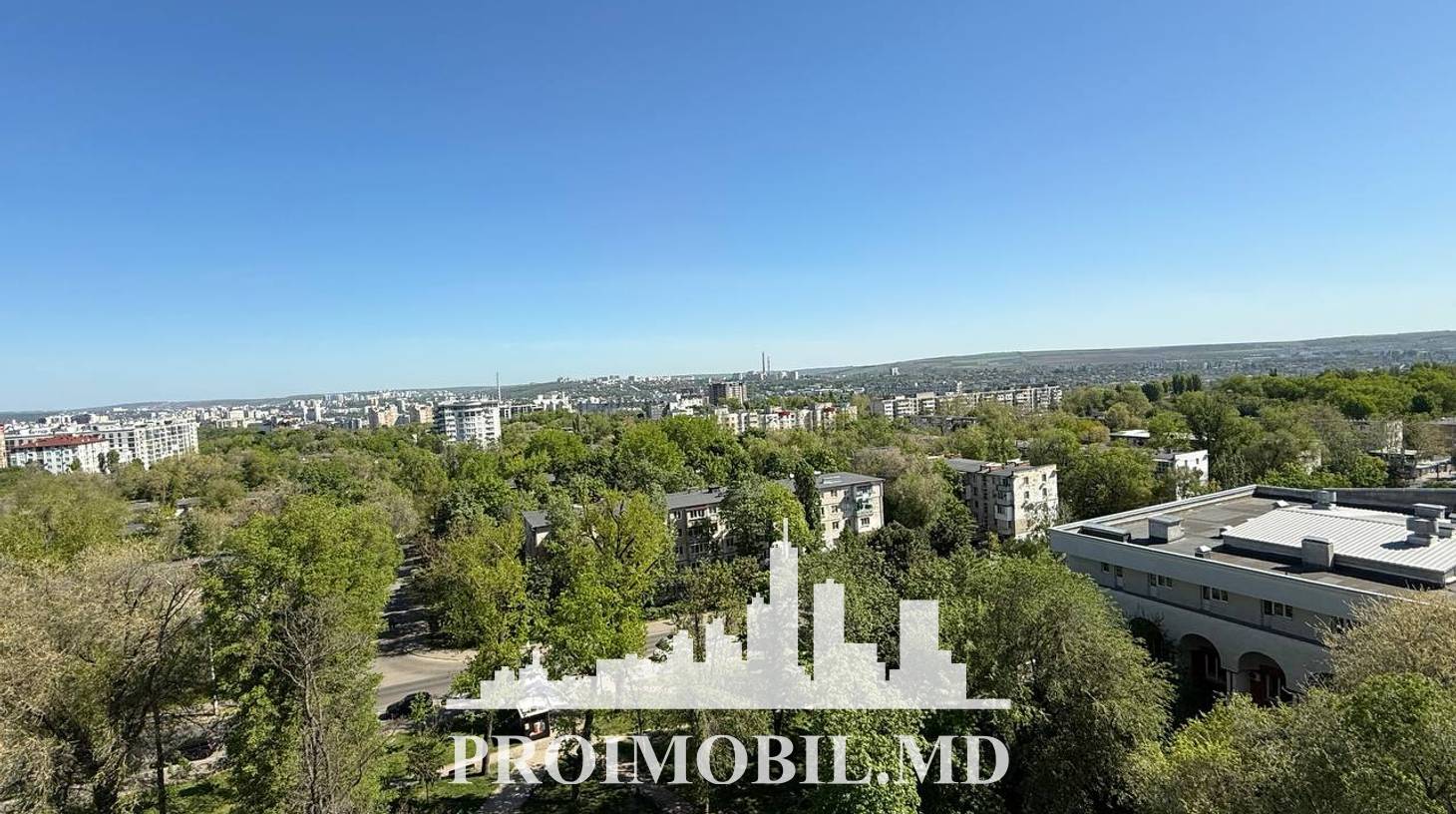 https://images.proimobil.md/JnquGUKW-L7044Hw3qR0tGEErmftvug7eDwqY7p75pI/watermark:0.75:so:0:30:0.39/resize:fill:1460:816:1/gravity:ce/bG9jYWw6Ly8vZXN0YXRlL2xyL2M4MjVhZWI5LTFjZGQtNDE5ZS1iYjAyLTU4NzZmZjZkYjA5OS5qcGVn