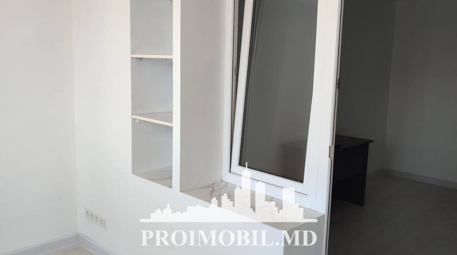 https://images.proimobil.md/JqGoJI2PGWdfwNtCtp4ri6nYorIriYGwjO9bJEhFBcI/watermark:0.75:so:0:30:0.39/resize:fill:1460:816:1/gravity:ce/bG9jYWw6Ly8vZXN0YXRlL2xyLzEyOGU0Mjc5LTZjZGUtNGNhYi05NzA3LWE3Yzg3ZTg1ZTBhYS5qcGVn