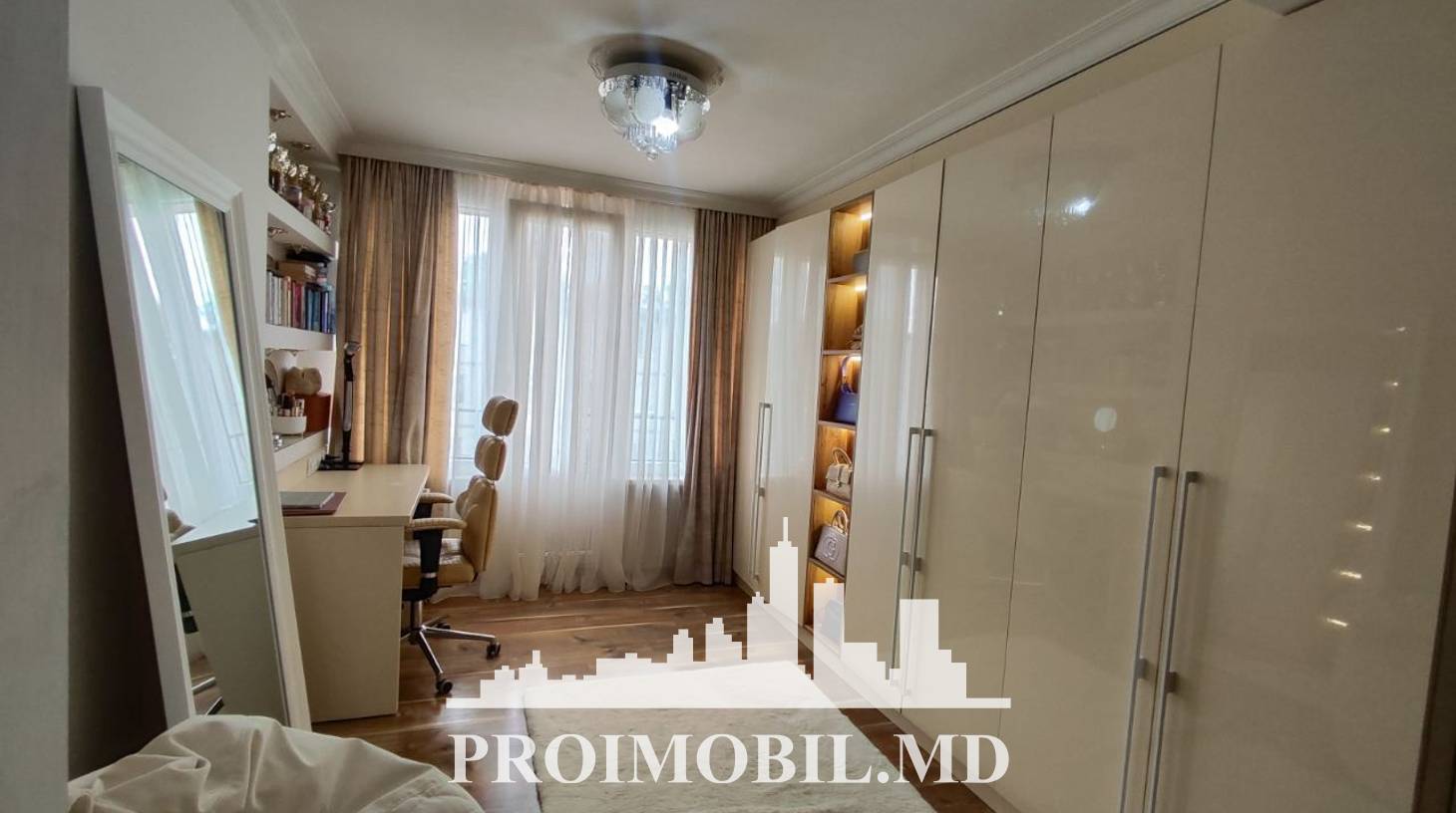 https://images.proimobil.md/Jr8z0QJpnE3yDQmX7HUneYvdx48CmgkFnsyzEGF_UUk/watermark:0.75:so:0:30:0.39/resize:fill:1460:816:1/gravity:ce/bG9jYWw6Ly8vZXN0YXRlL2xyL2I5OTc4MzcxLWFjNDQtNGE3OS05YTQzLWMxMjM5MjdjZjkyMC5qcGVn